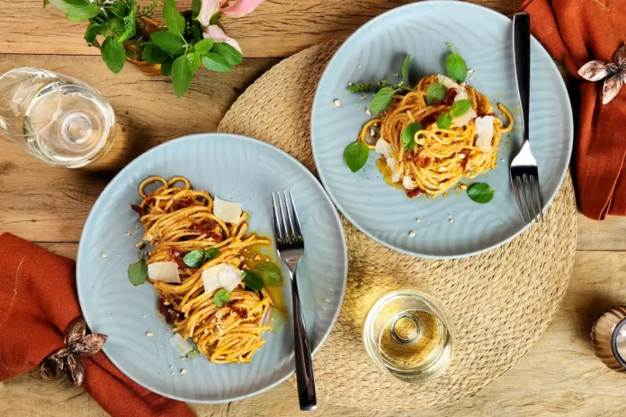 bk-6968-blog-macarrao-ao-pesto-de-tomate-seco-2