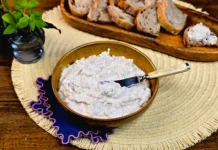 Duck with yogurt and tuna